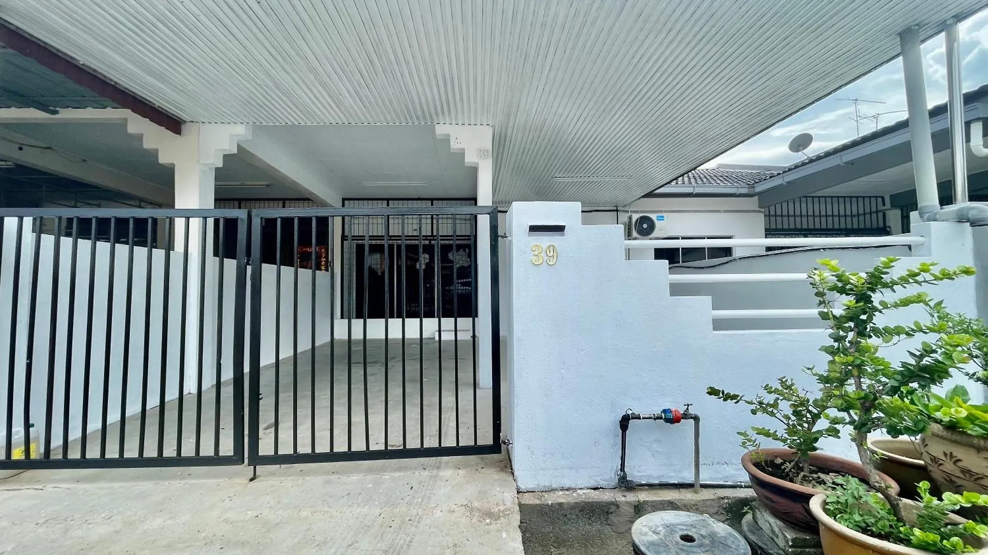Cozy39#6Pax#Netflix#Jpnstyle#Nearalma#5Kmtoiconcity#Bm Bukit Mertajam 0*,  Malaysia